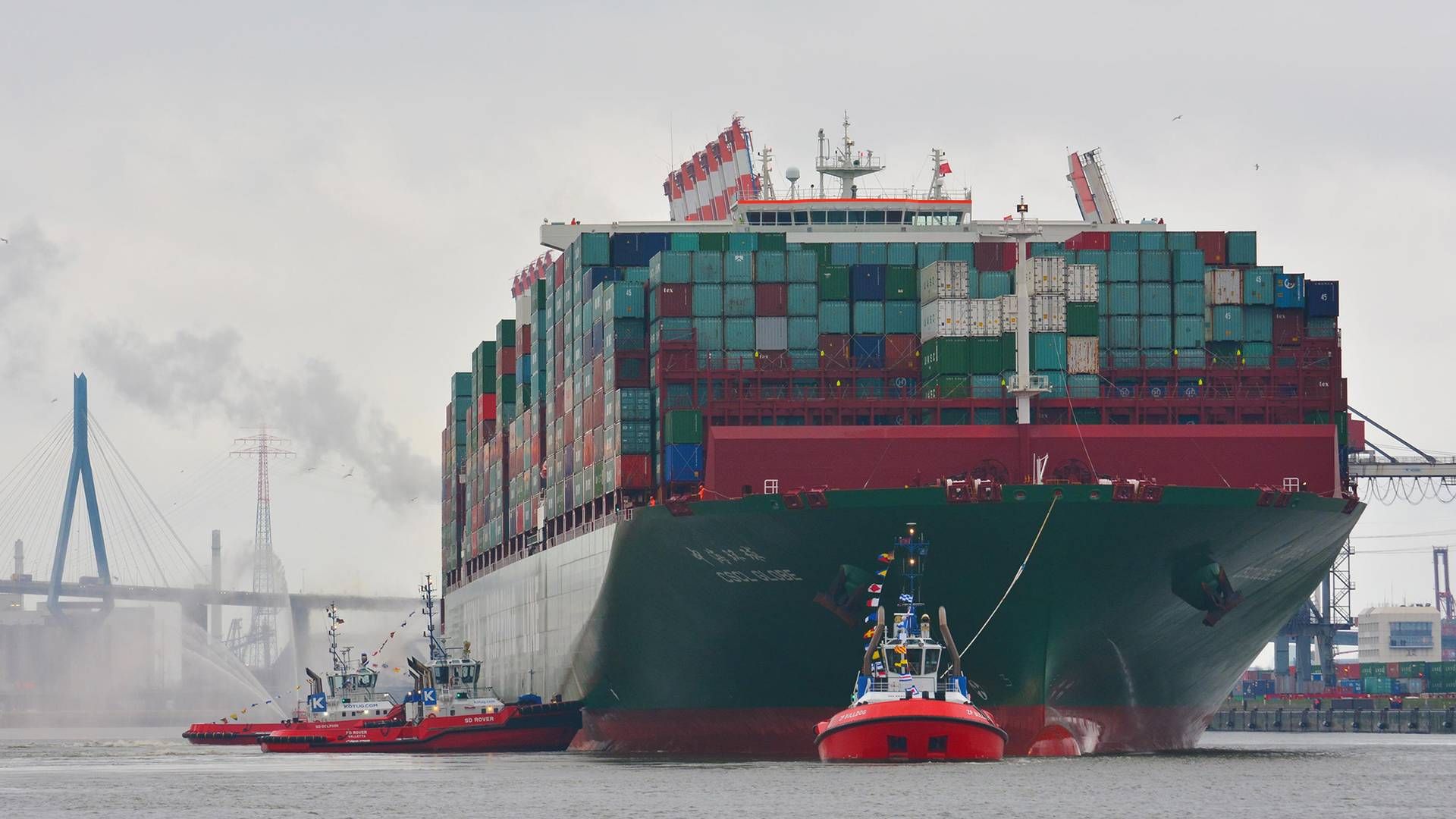 En ny containerrute med flodpram skal erstatte lastbiltransport af containere fra Hamborg Havn til Bremen og Bremerhaven. | Foto: Pr / Port of Hamburg