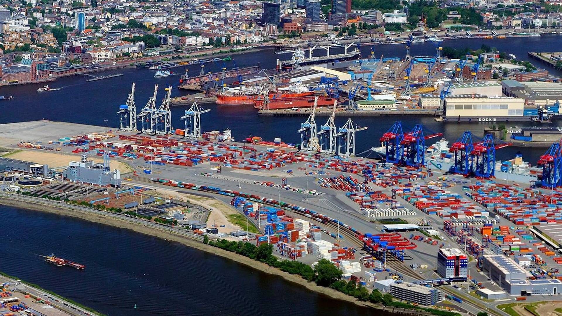 Kinesiske Coscos investerings -indtog i Hamborg Havn er medvirkende til, at den tyske regering nu arbejder på en national havnestrategi, der skal beskytte havnene bedre mod opkøb udefra. | Foto: Michael Lindner/port of Hamburg Marketing