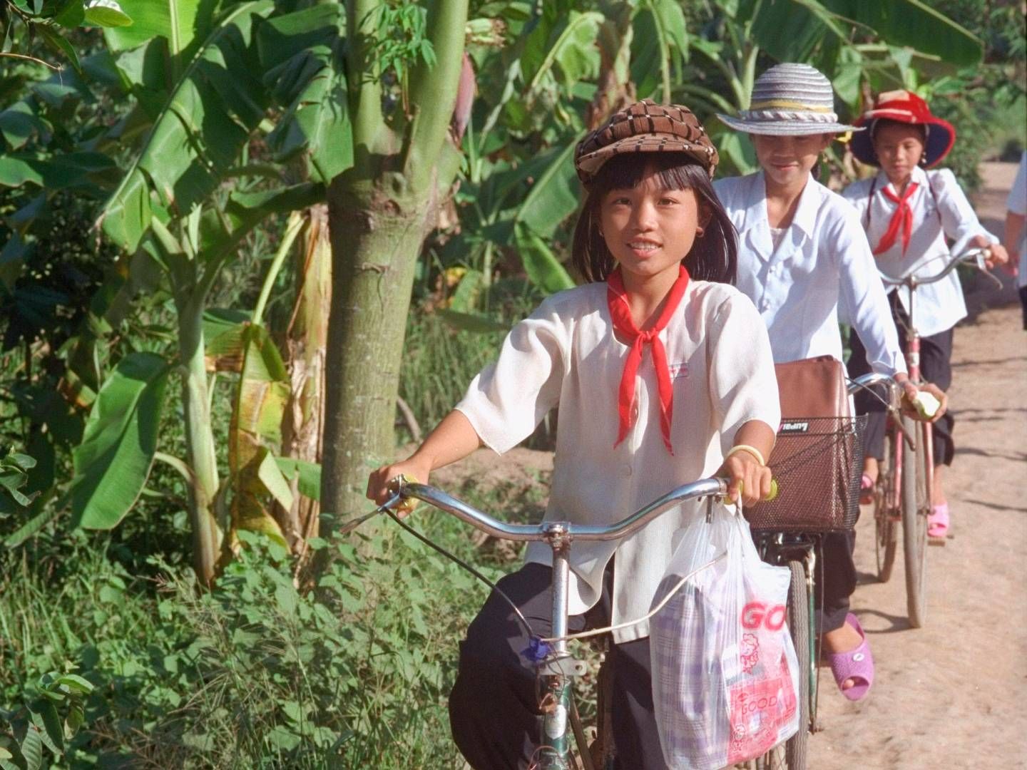 Skolebørn i Mekongdeltaet i Vietnam vil med Vellivs nye bæredygtige investering kunne få rent drikkevand. | Foto: Thomas Borberg/Politiken/Ritzau Scanpix