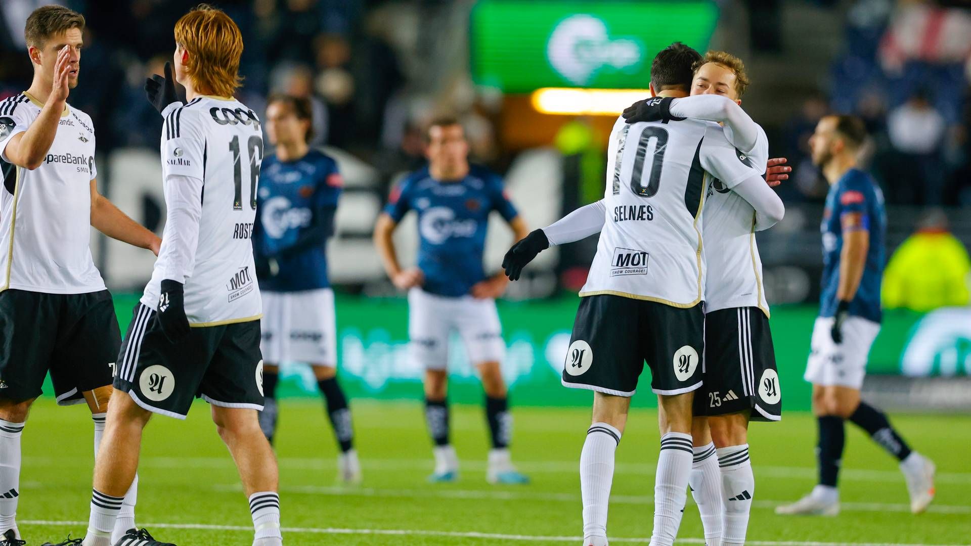 PARTNER: Sportskjeden Anton Sport inngår en avtale med Rosenborg. | Foto: Frederik Ringnes/NTB