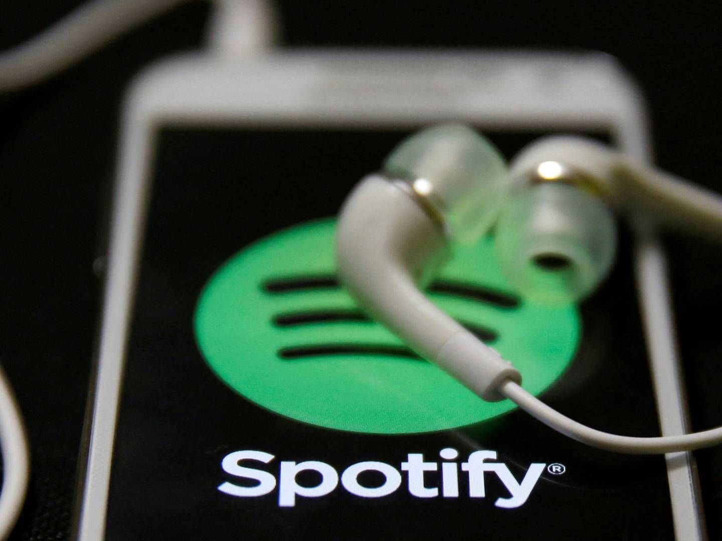Spotify begyndte som en musiktjeneste, men har siden investeret stort i at få en position på podcastmarkedet og senest også i lydbøger i visse markeder. | Foto: Dado Ruvic/Reuters/Ritzau Scanpix
