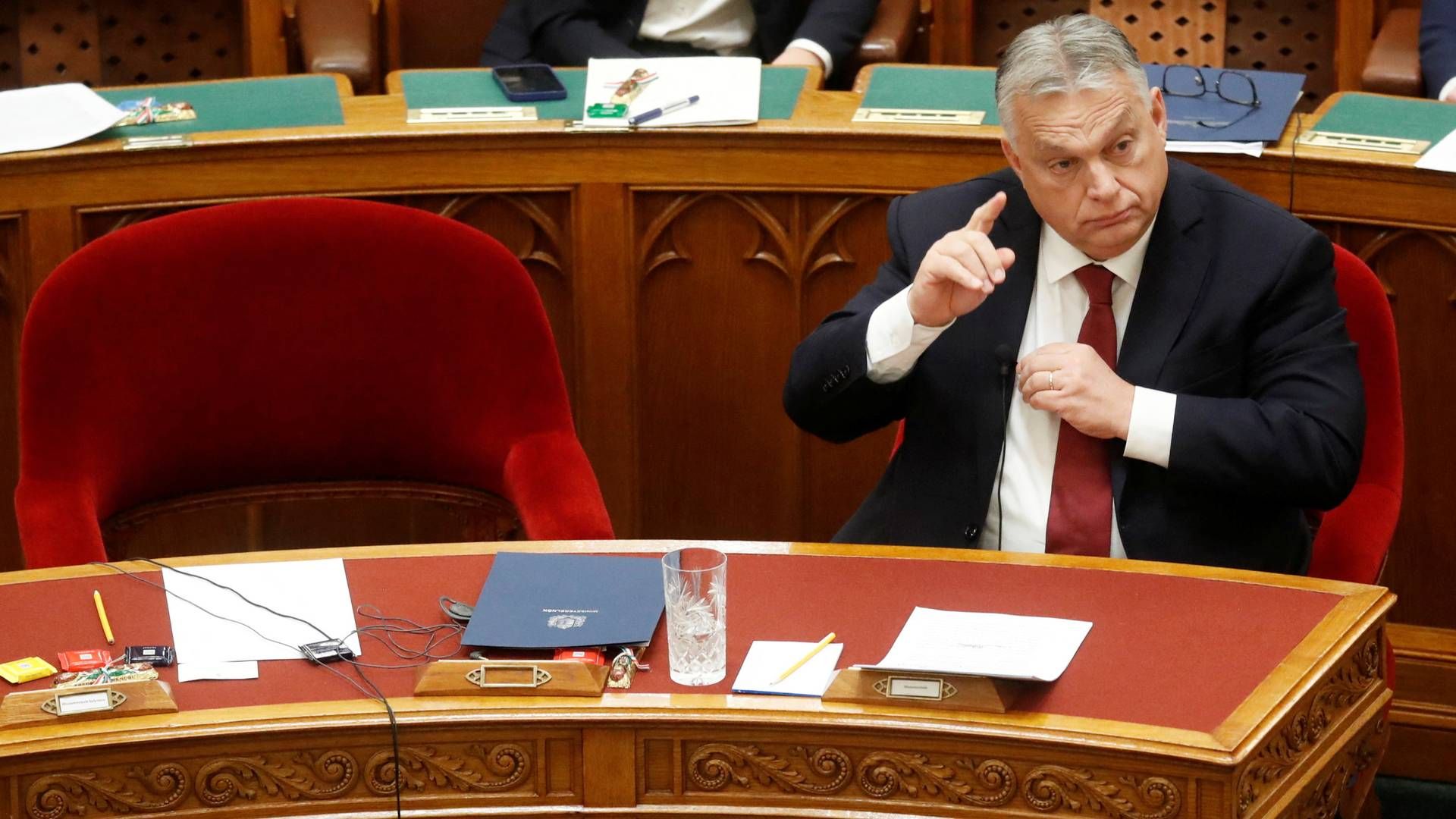 Premierminister Viktor Orbán har både i parlamentet og over for lokalmedier igen onsdag taget afstand fra idéen om ukrainsk medlemskab af EU. | Foto: Bernadett Szabo