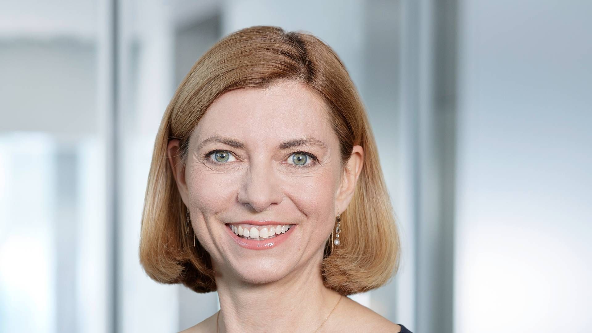 Commerzbank-Personalvorständin Sabine Mlnarsky stellt für 2024 höhere Bonuszahlungen in Aussicht. | Foto: Commerzbank