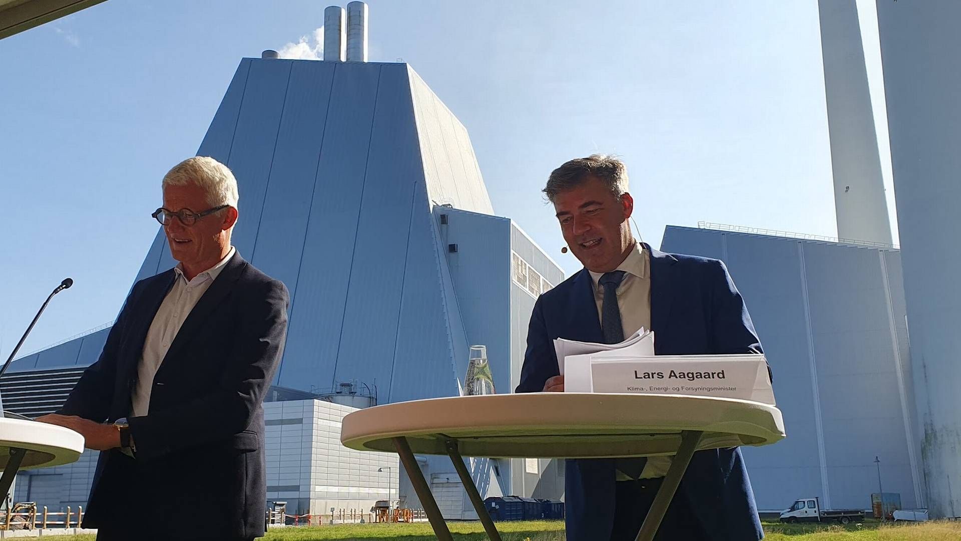 When all was well. Mads Nipper, Ørsted's CEO at the government's presentation of its CCS strategy together with the Danish minister for energy Lars Aagaard (right). | Photo: Jakob Skouboe