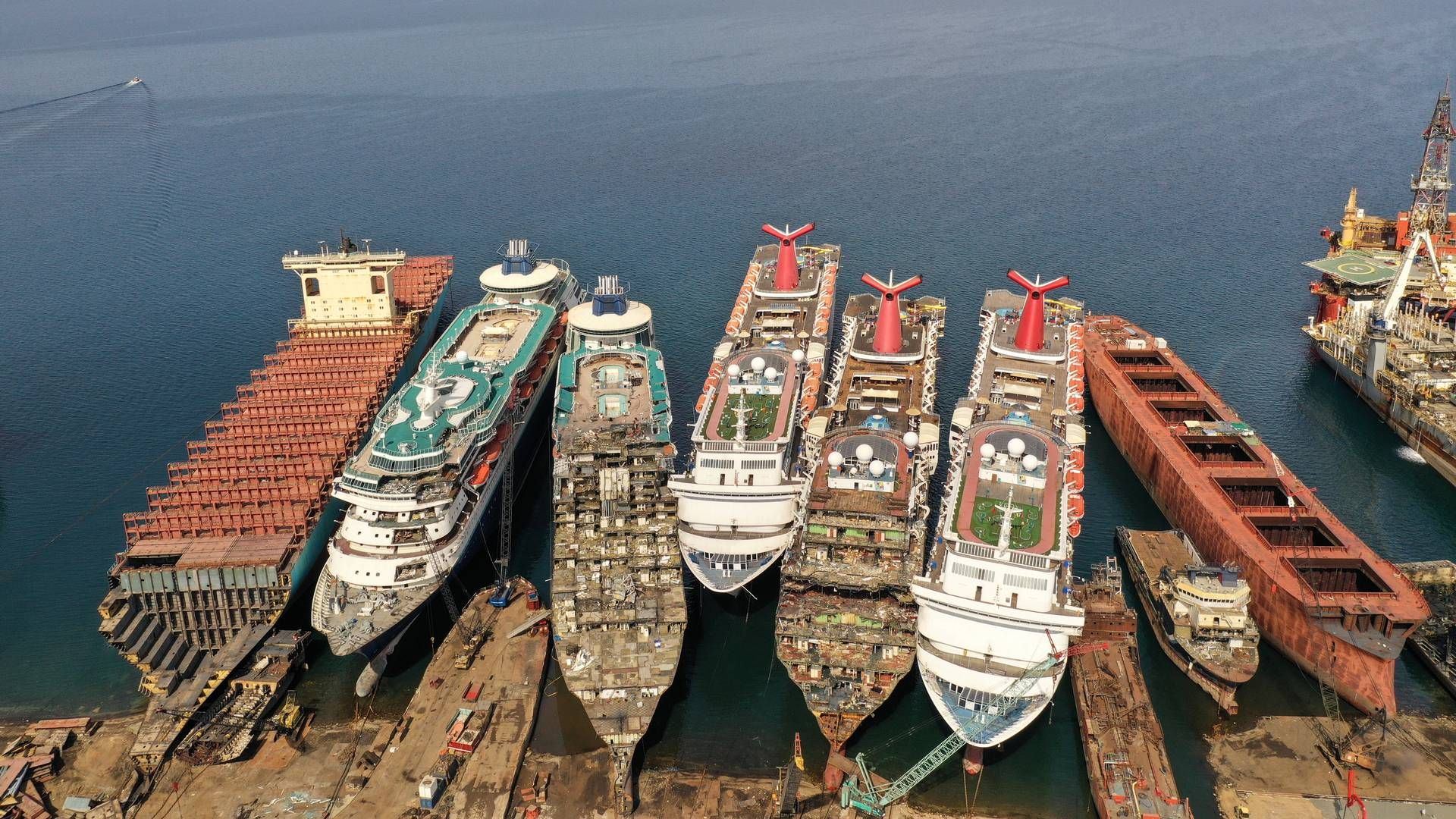 Aliağa Ship Breaking Yard er verdens fjerdestørste skibsophugningsværft beliggende på tværs af en 10 km lang strand ved Aliaga, Tyrkiet. | Foto: Umit Bektas/Reuters/Ritzau Scanpix