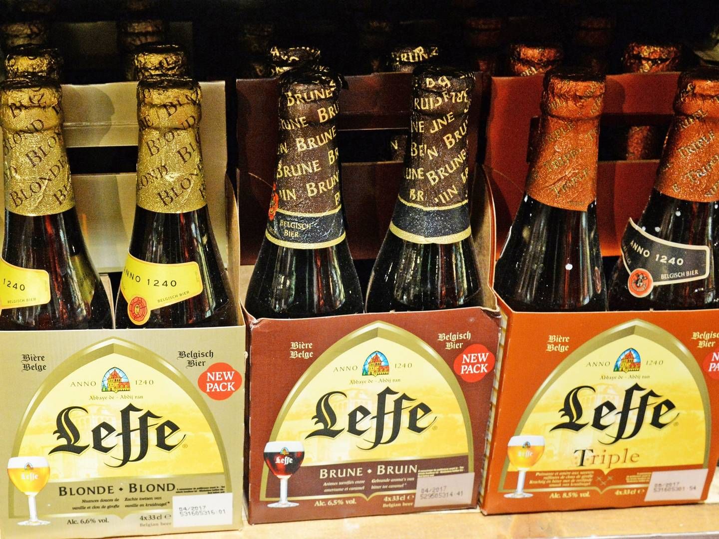 Det gigantiske belgiske bryggeri Anheuser-Busch Inbev, der blandt andet producerer øllen Leffe og Stella Artois som brands, er lykkedes med at få frasolgt sin russiske forretning. Foto: Winfried Rothermel/AP/Ritzau Scanpix