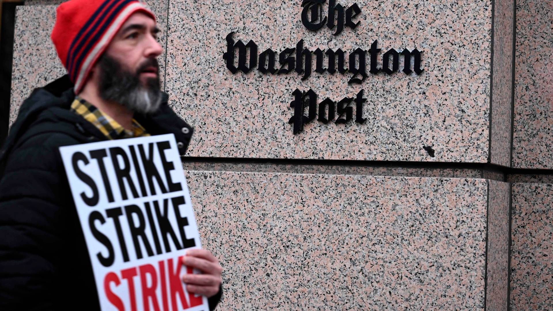 En række redaktionelle medarbejdere på The Washington Post strejkede tidligere på måneden. | Foto: Brendan Smialowski/AFP/Ritzau Scanpix