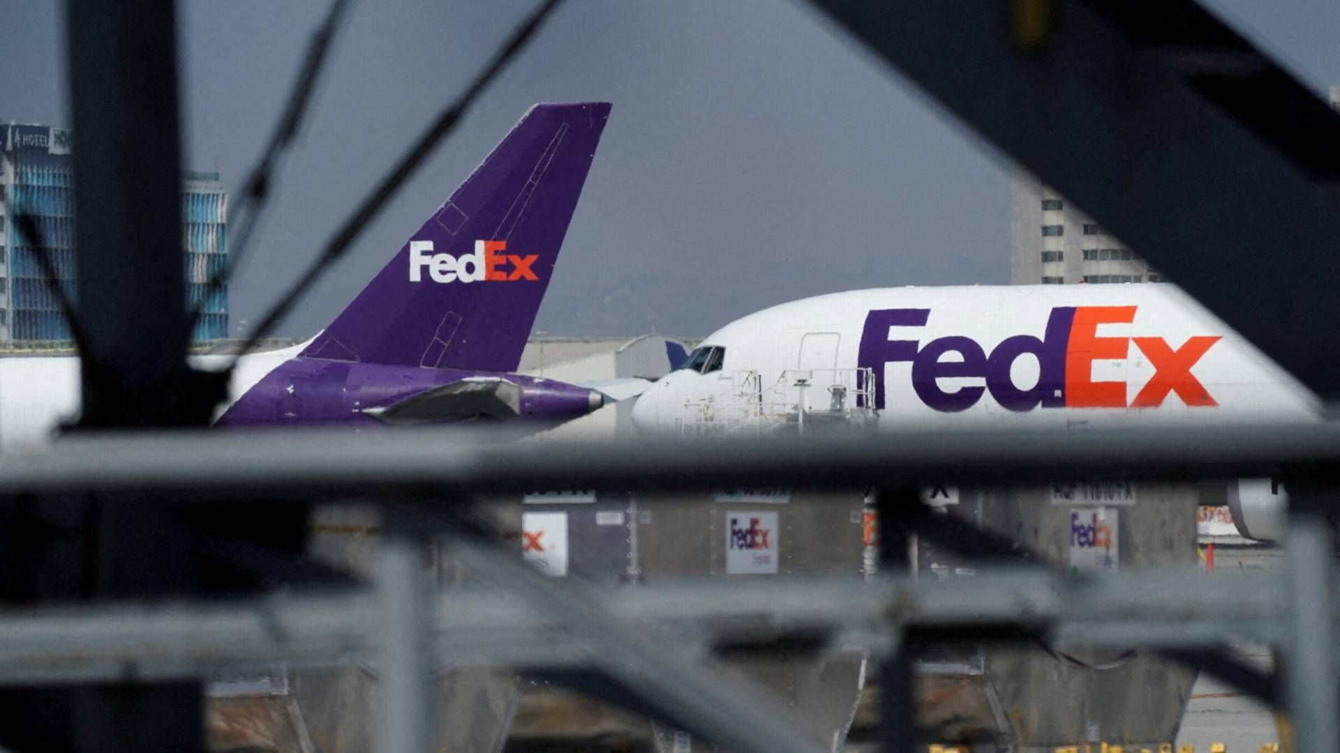 Fedex deler sit luftfragtsnetværk op i farveinddelte sektioner. | Foto: Bing Guan/Reuters/Ritzau Scanpix