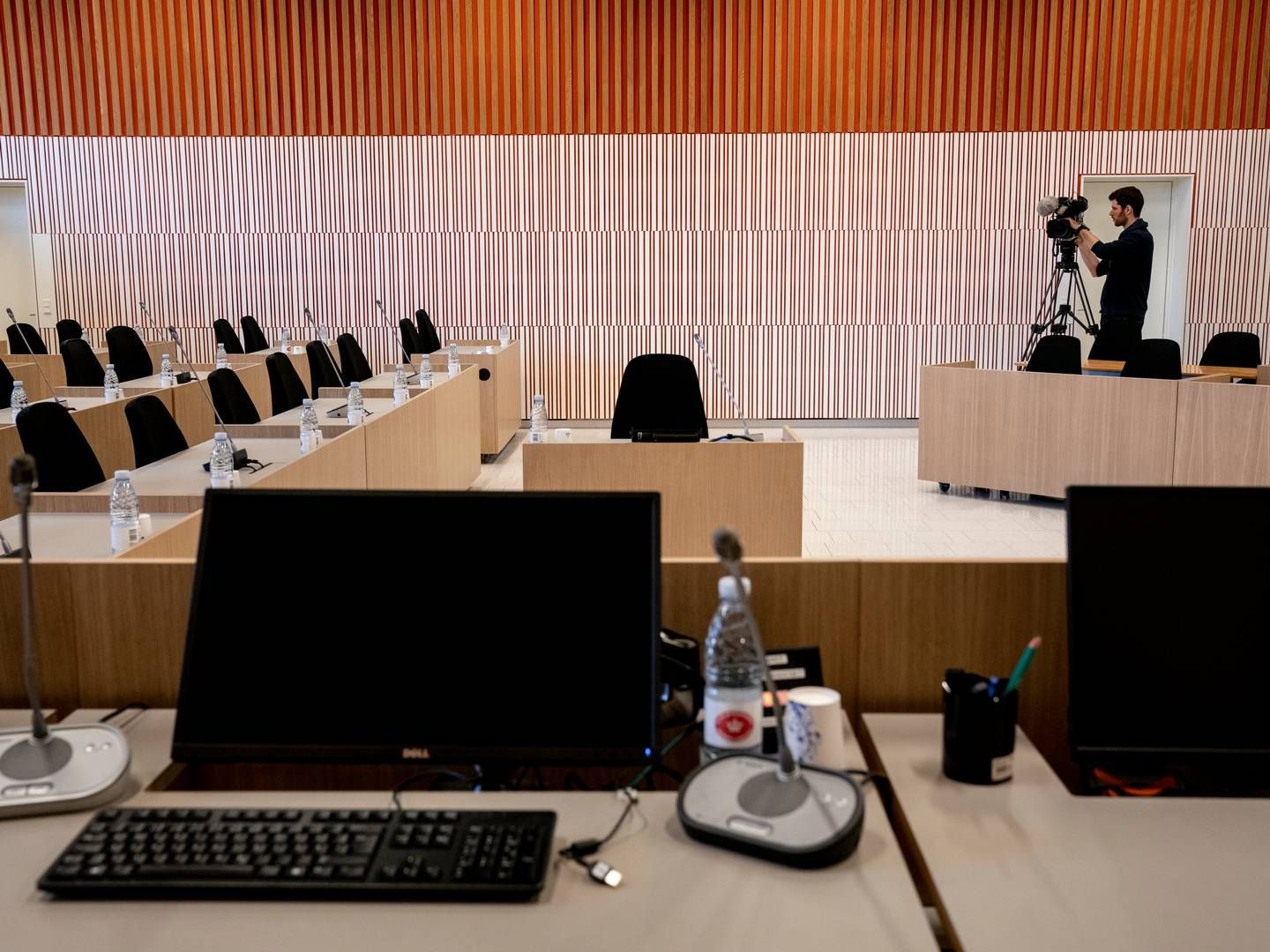 Advokater har indtil videre fået udbetalt over 57 mio. kr. for at være bisiddere i undersøgelseskommissionen om Skat, der har holdt over 130 afhøringsdage her i Retten på Frederiksberg. | Foto: Mads Nissen