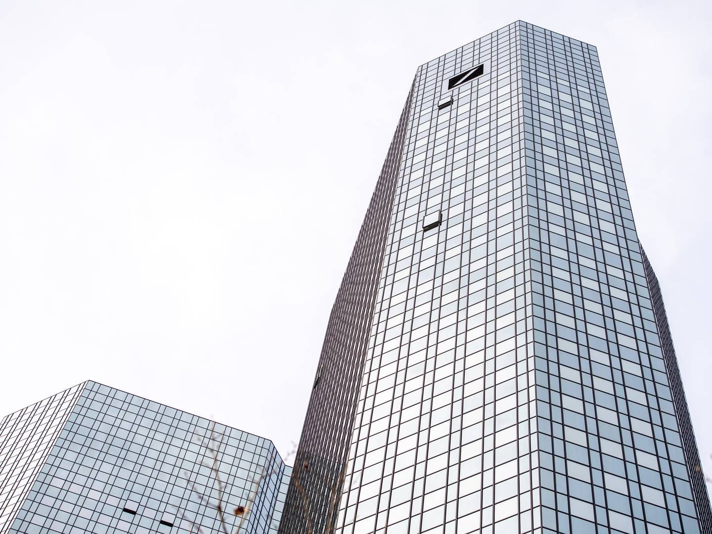Der Deutsche Bank Tower in Frankfurt. | Foto: picture alliance / SvenSimon | Elmar Kremser/SVEN SIMON