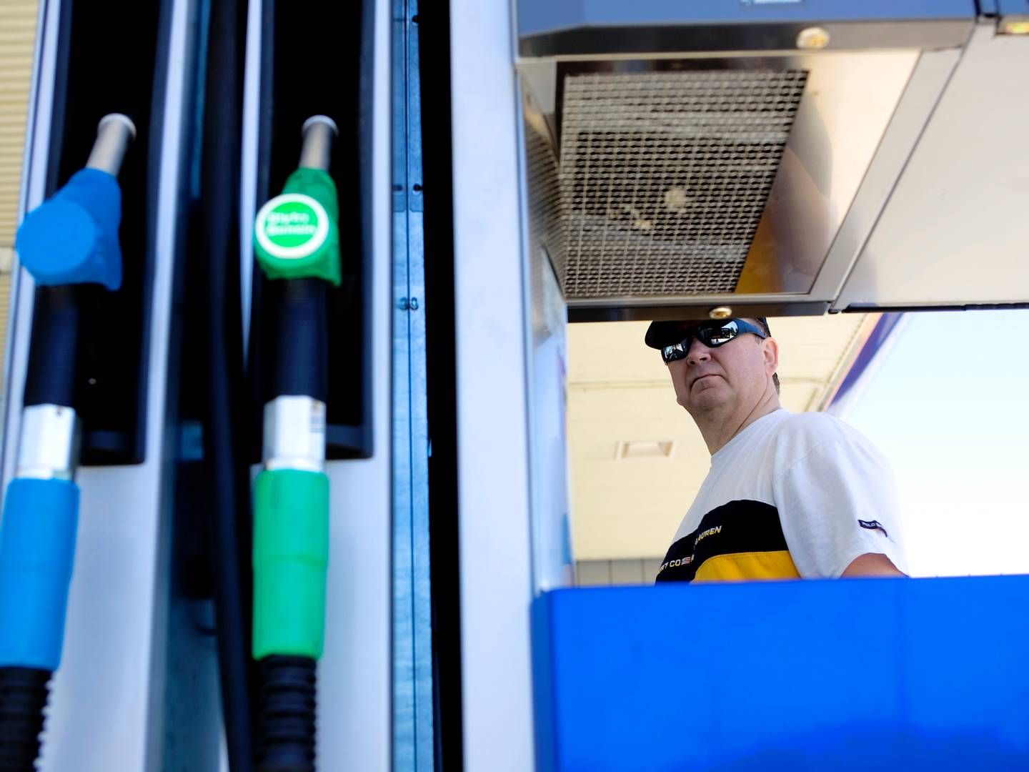 Dieselprisen i Sverige faldt til nytår med 4 svenske kr., mens benzinprisen faldt med 1 svensk kr. | Foto: Peter Hove Olesen/Politiken/Ritzau Scanpix