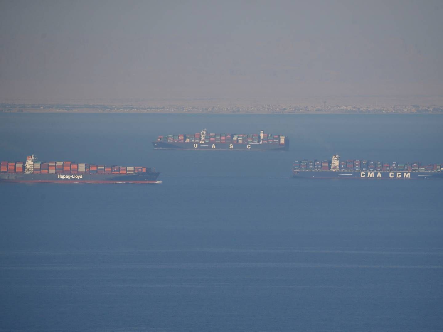Containerskibe på vej gennem Suezbugten. | Foto: Amr Abdallah Dalsh/Reuters/Ritzau Scanpix