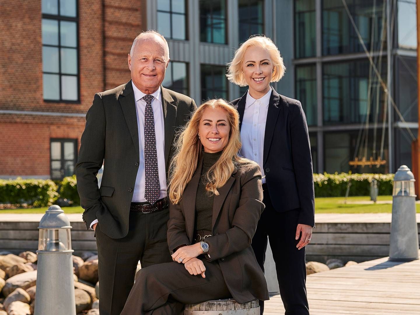 Torben Østergaard-Nielsen, Mia Østergaard Nielsen (i midten) og Ninna Østergaard Borris ejer USTC-koncernen. | Foto: Pr-foto: Ustc