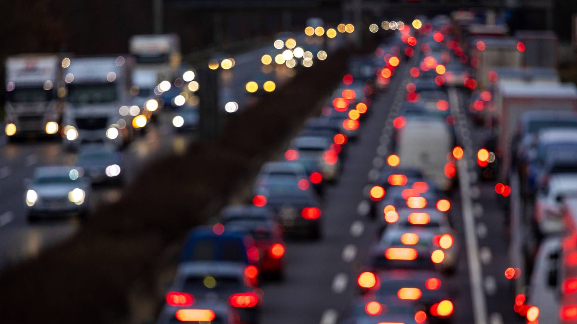 En forvaltningsdomstol i Tyskland har givet grønt lys til, at landmændene må blokerer motorveje i landet i forbindelse med demonstrationen. | Foto: Moritz Frankenberg/AP/Ritzau Scanpix