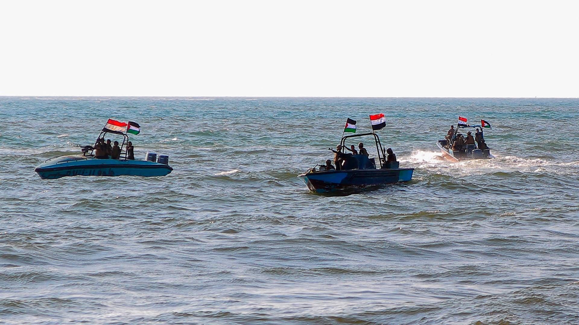 Houthi-tilhængere i både fra Yemens kystvagt. | Foto: -
