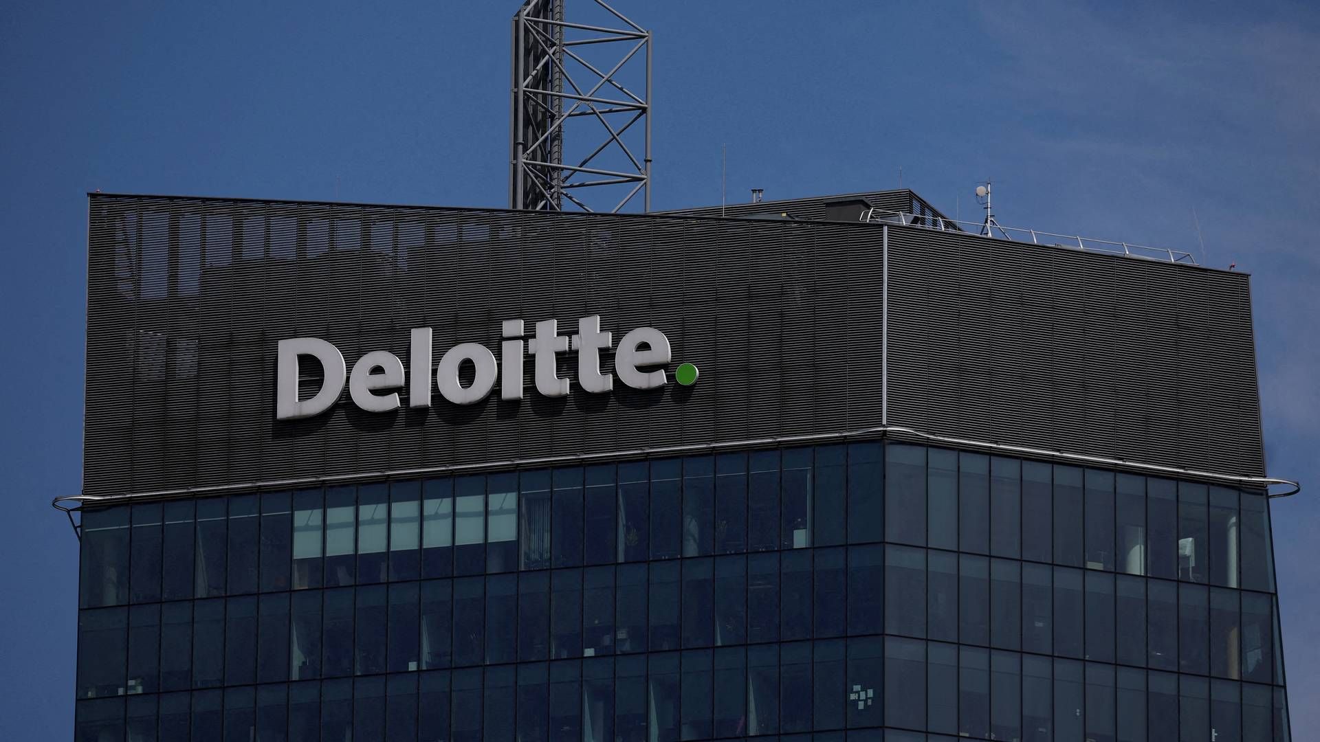 Medarbejdere på Deloittes kontor i den polske hovedstad Warszawa kan se frem til en ny teknologisk håndsrækning i dagligdagen. | Foto: Kacper Pempel/Reuters/Ritzau Scanpix