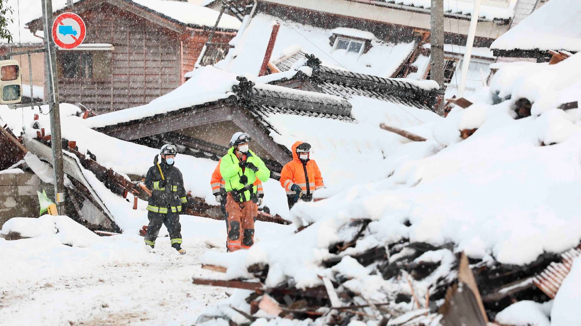 Her ses nogle af konsekvenserne af et jordskælv i Japan. | Foto: AFP/Ritzau Scanpix
