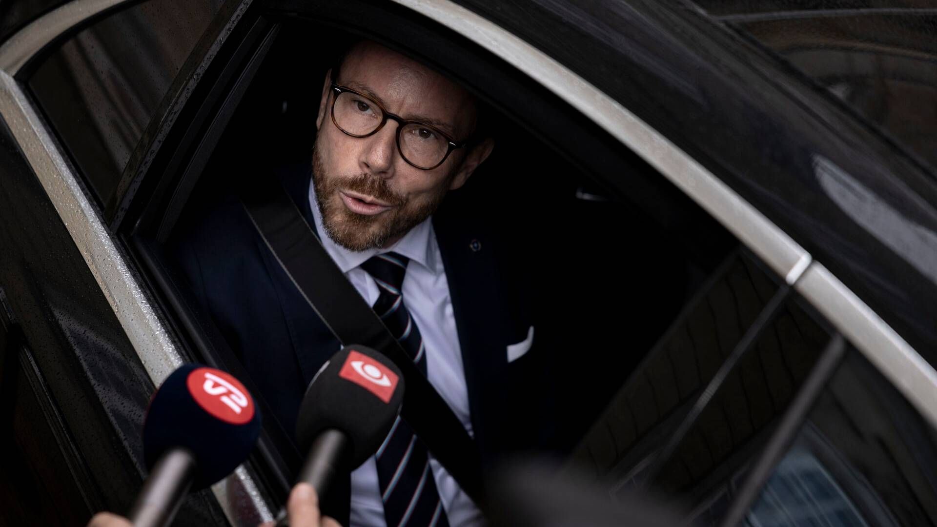 Jakob Ellemann-Jensen er ikke uvant med at tale i mikrofoner – her da han stoppede som Venstres partiformand. | Foto: Emil Bay/Ritzau Scanpix