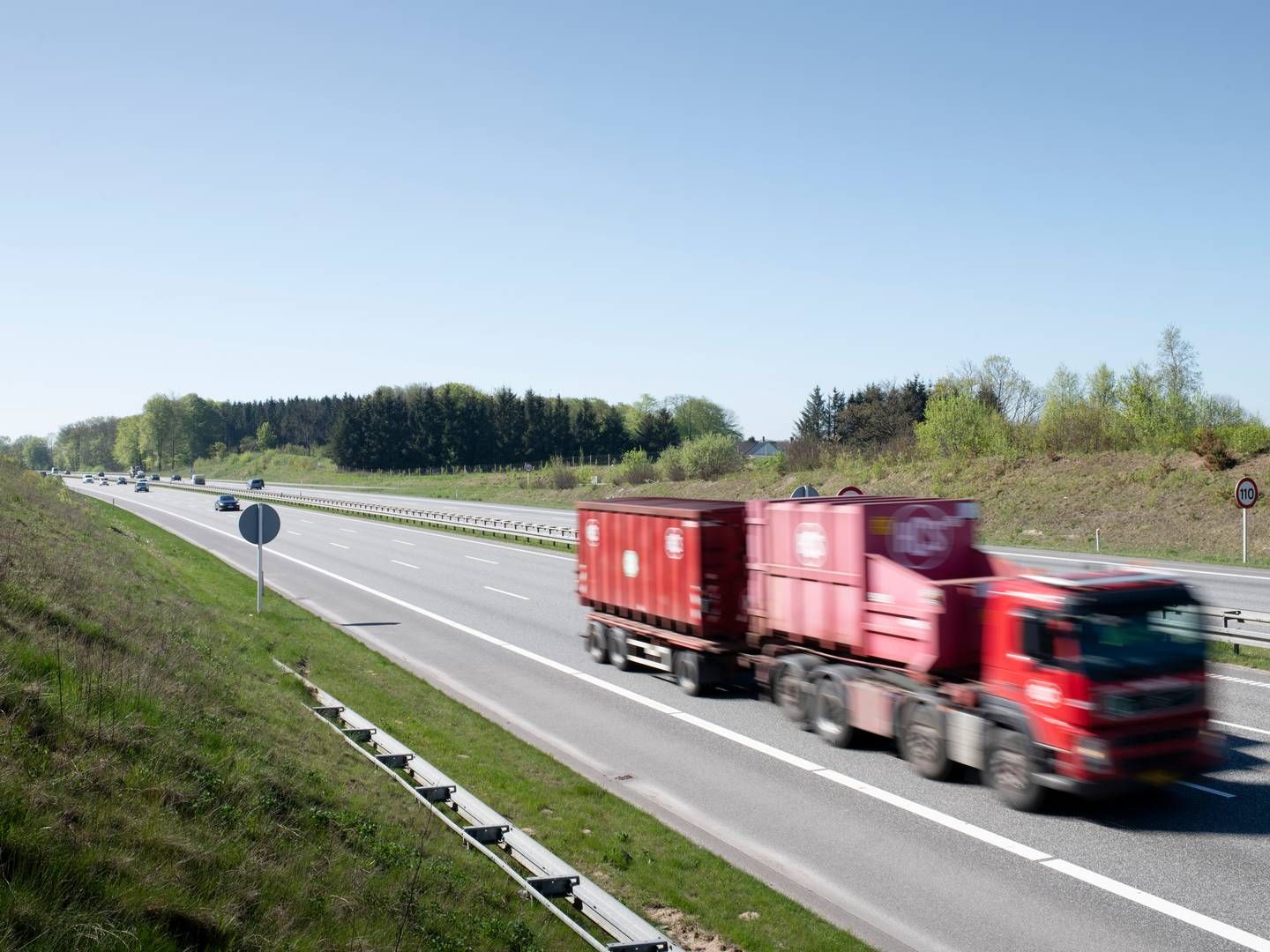 ”I forvejen indfører man en kilometerafgift på lastbiler, som vi også er imod,” siger Kenneth Fredslund Petersen fra Danmarksdemokraterne. | Foto: Ladefoged Joachim/Ritzau Scanpix