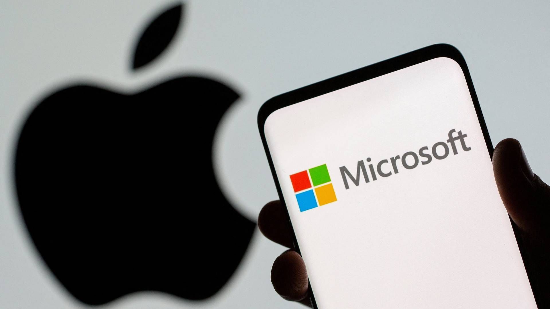 Microsoft er nu højere vurderet end Apple. | Foto: Dado Ruvic