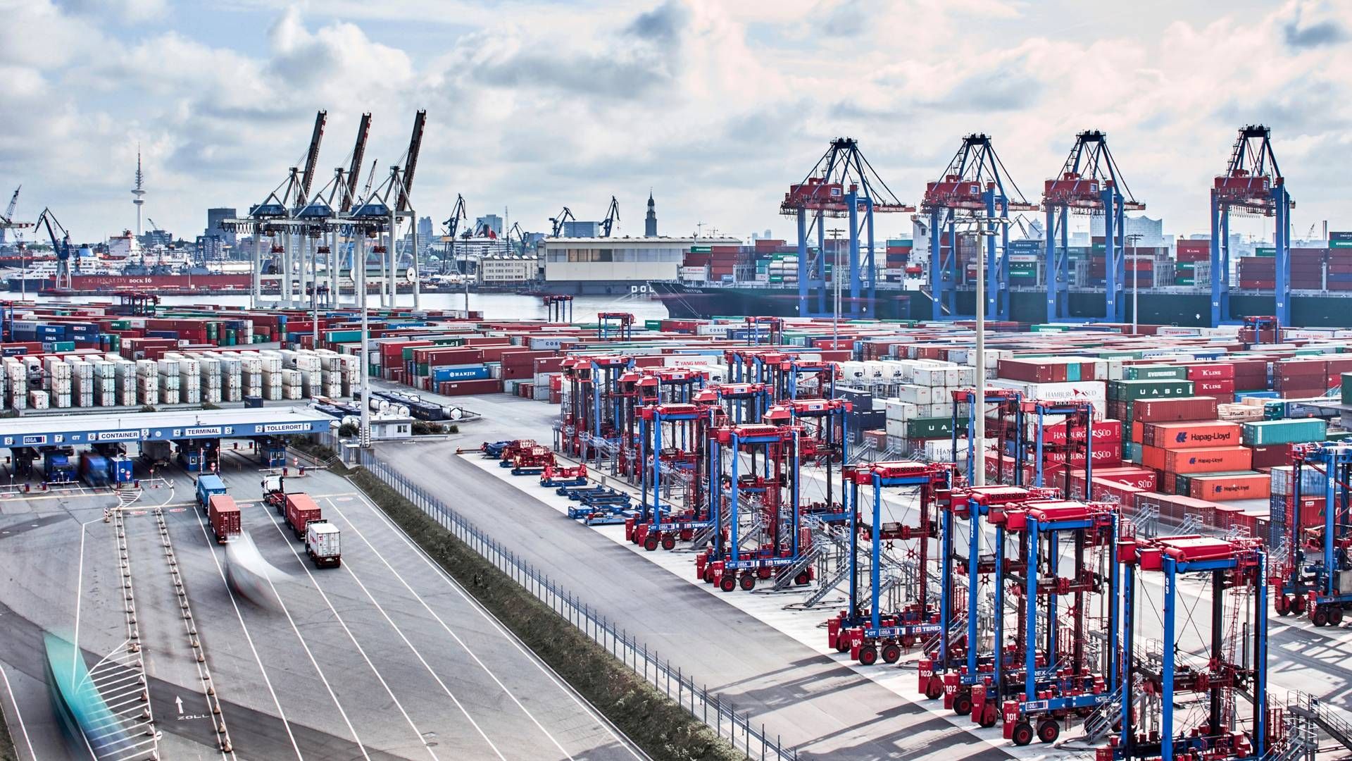 Hamborg-terminalen Tollerort indfører digital adgangskontrol for lastbilchauffører, som skal hente eller aflevere containere. | Foto: HHLA/Thies Rätzke