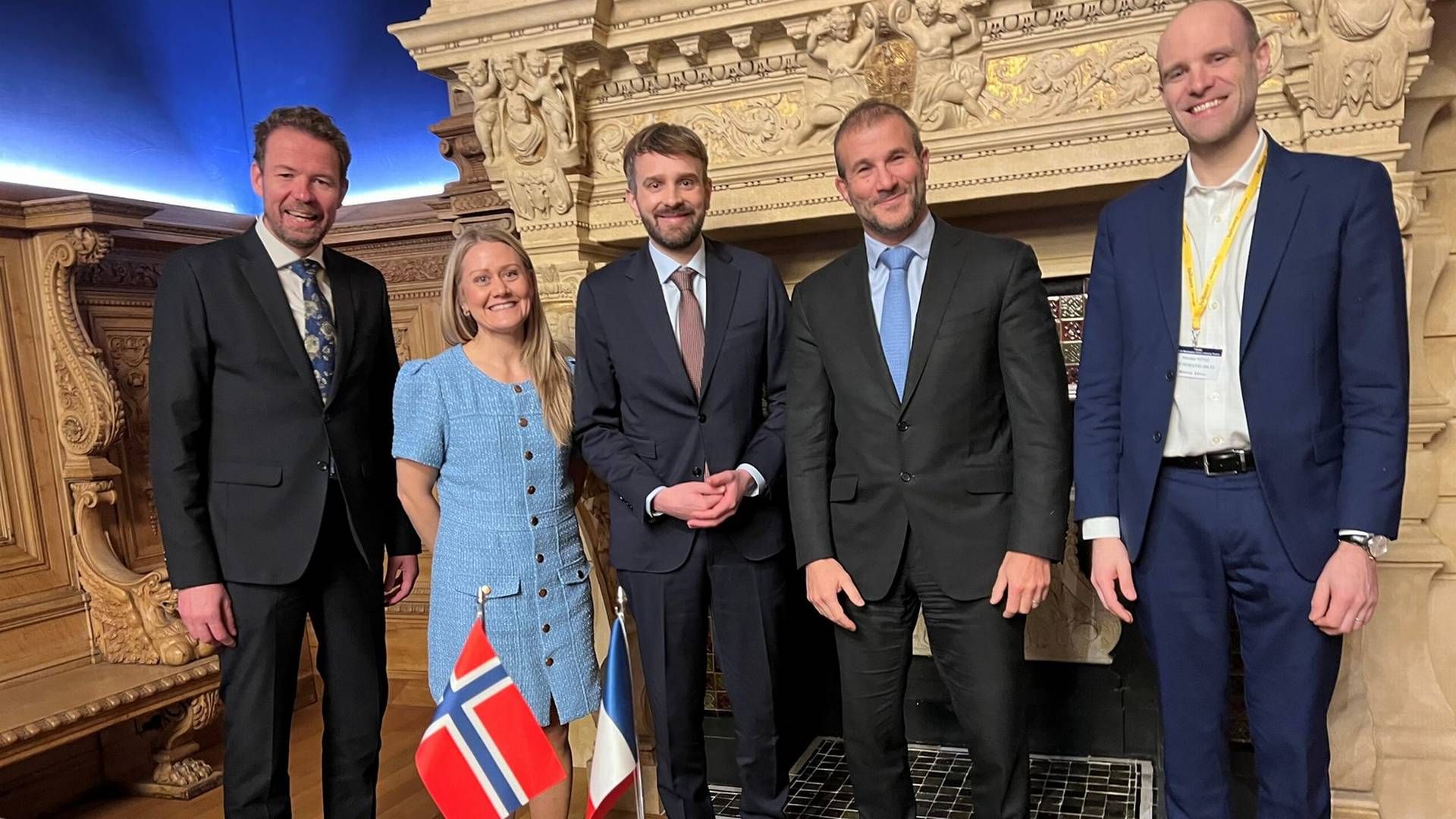 I PARIS: F.v: CEO Knut Vassbotn i Deep Wind Offshore, Bergmål, næringsminister Jan Christian Vestre, CEO Bruno Bensasson, VP Offshore Wind Europe Nicolas Voyez i EDF. | Foto: Nærings- og fiskeridepartementet