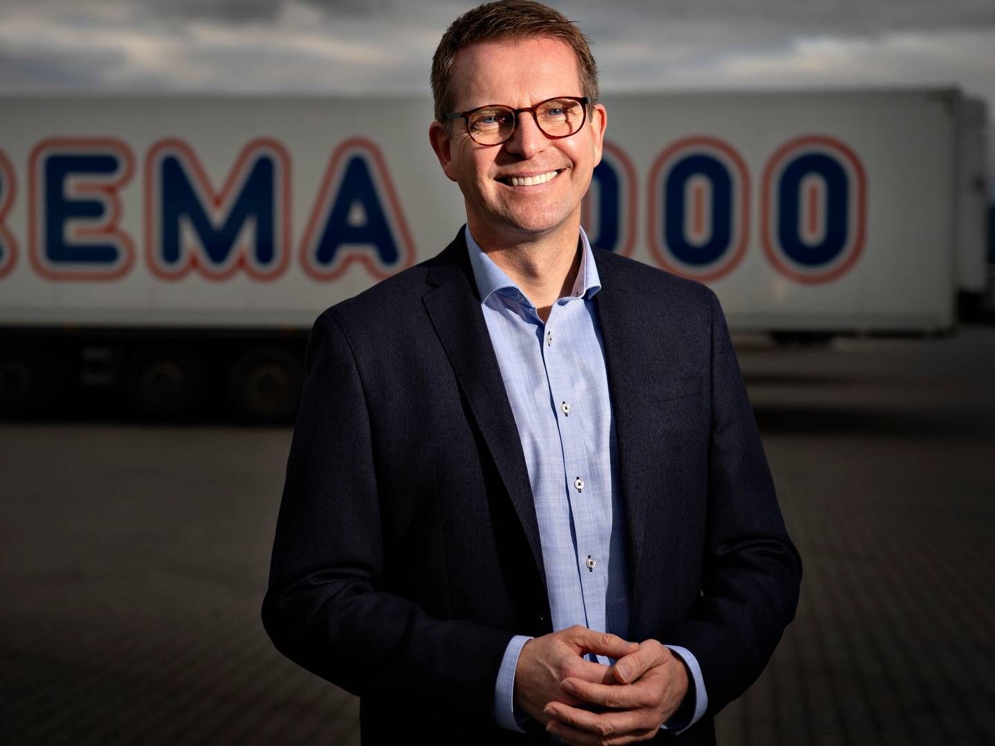 Ifølge Henrik Burkal, adm. direktør i Rema 1000 Danmark, vil detailkæden inden sommerferien nå op på 400 butikker i Danmark. | Foto: Brian Karmark
