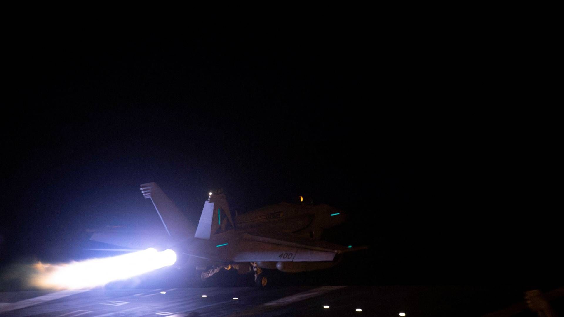 A US Air Force aircraft takes off to participate in last week's US-UK attack on the Houthi movement's missile launchers in Yemen