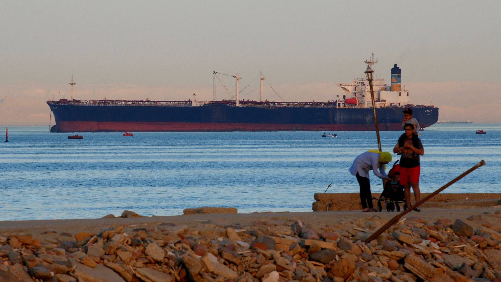 Fragtskib i Suezkanalen. | Foto: Amr Abdallah Dalsh