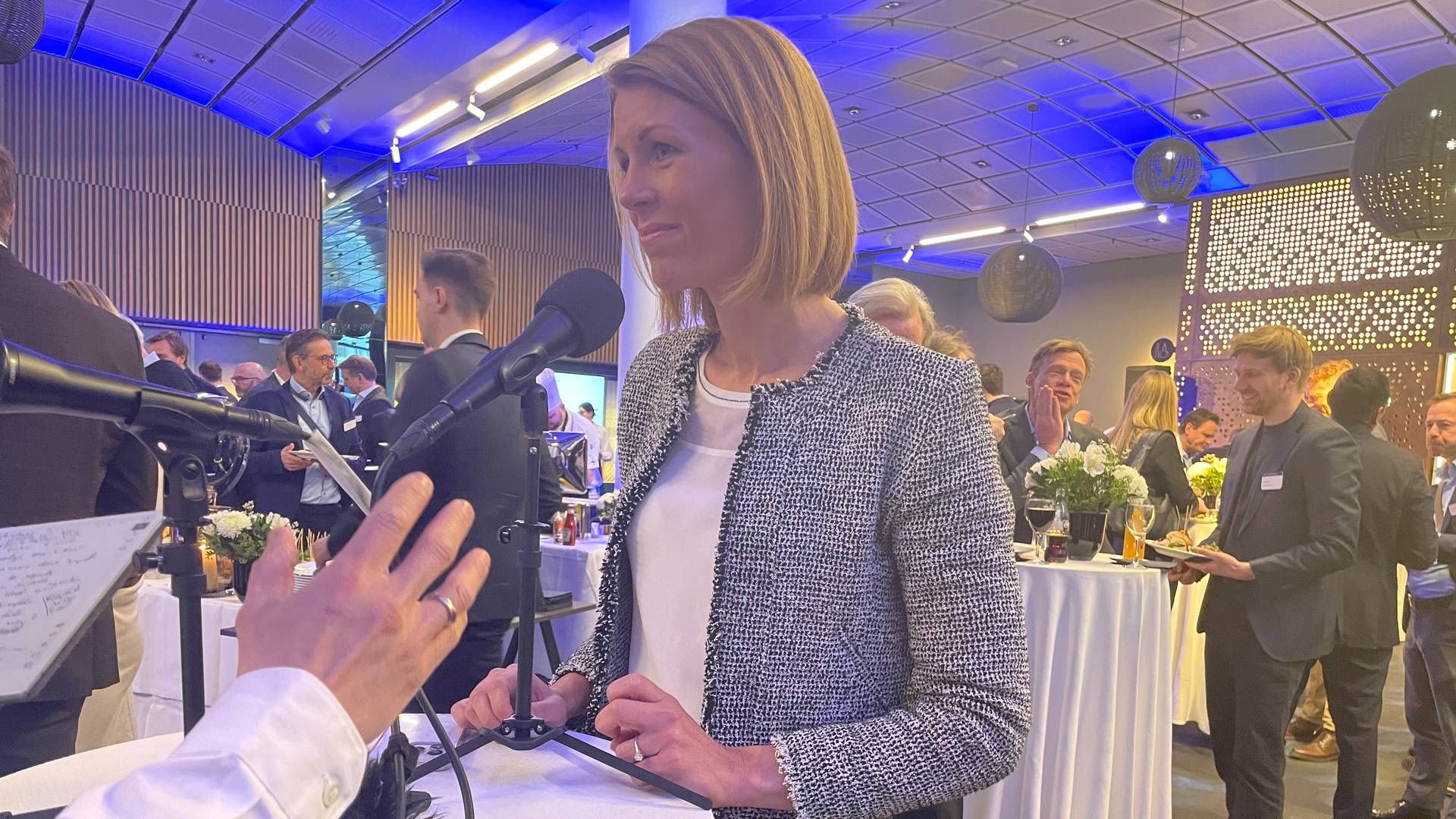 INVESTERER: Evinys konsernsjef Ragnhild Janbu Fresvik vil investere i flere vindkraft-prosjekter på land. Torsdag var hun på Paretos kraft- og fornybar-konferanse i Oslo. | Foto: Harald Amdal