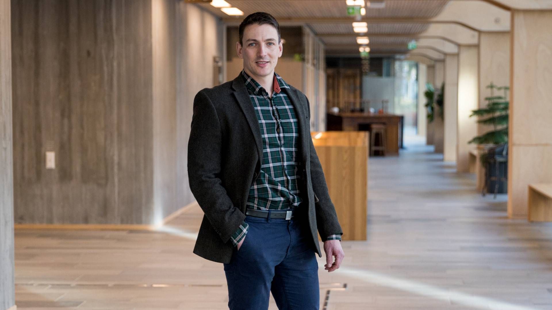 GAME-CHANGER: – KI er en «game-changer» som kommer til å endre måten vi jobber på og hvordan vi samhandler med kundene, sier Chief Data Analytics Officer Charl Maree i SR-bank. | Foto: SR-Bank