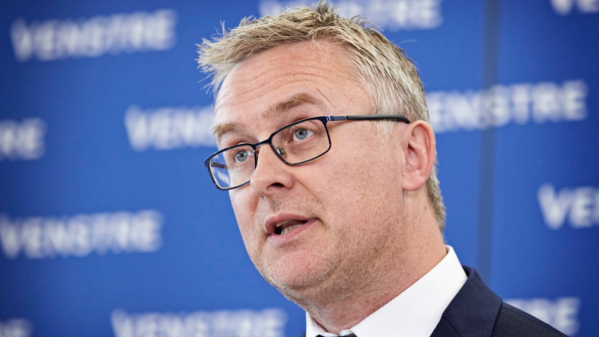 Fødevareminister Jacob Jensen fik kort før jul overdraget en række anbefalinger fra Fiskerikommissionen, men ifølge fiskerirådgiver er de ikke alle lige gangbare. | Foto: Jens Dresling/Ritzau Scanpix