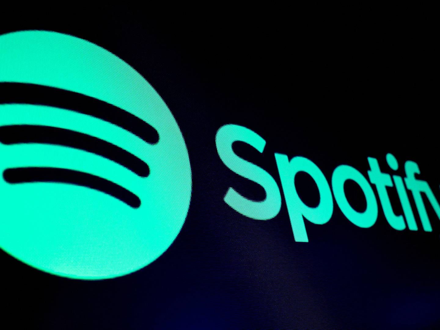 Det gik især godt for Spotify i USA i fjerde kvartal sidste år. Det skyldes blandt andet tjenestens lancering af lydbøger i Premium-abonnement i USA. | Foto: Brendan Mcdermid/Reuters/Ritzau Scanpix