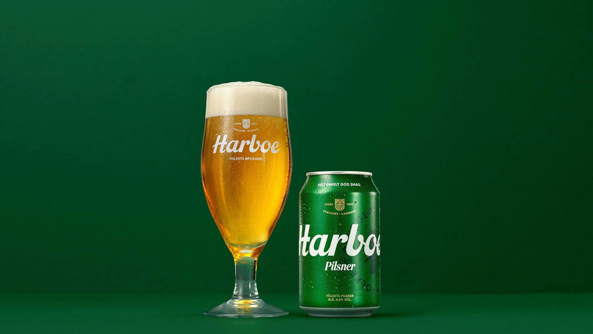 Harboes pilsner, der er den tredjestørste øl i den danske dagligvarehandel, ændrer smag. Den skal nå bredere ud, lyder årsagen. | Foto: Pr/ Harboes Bryggeri