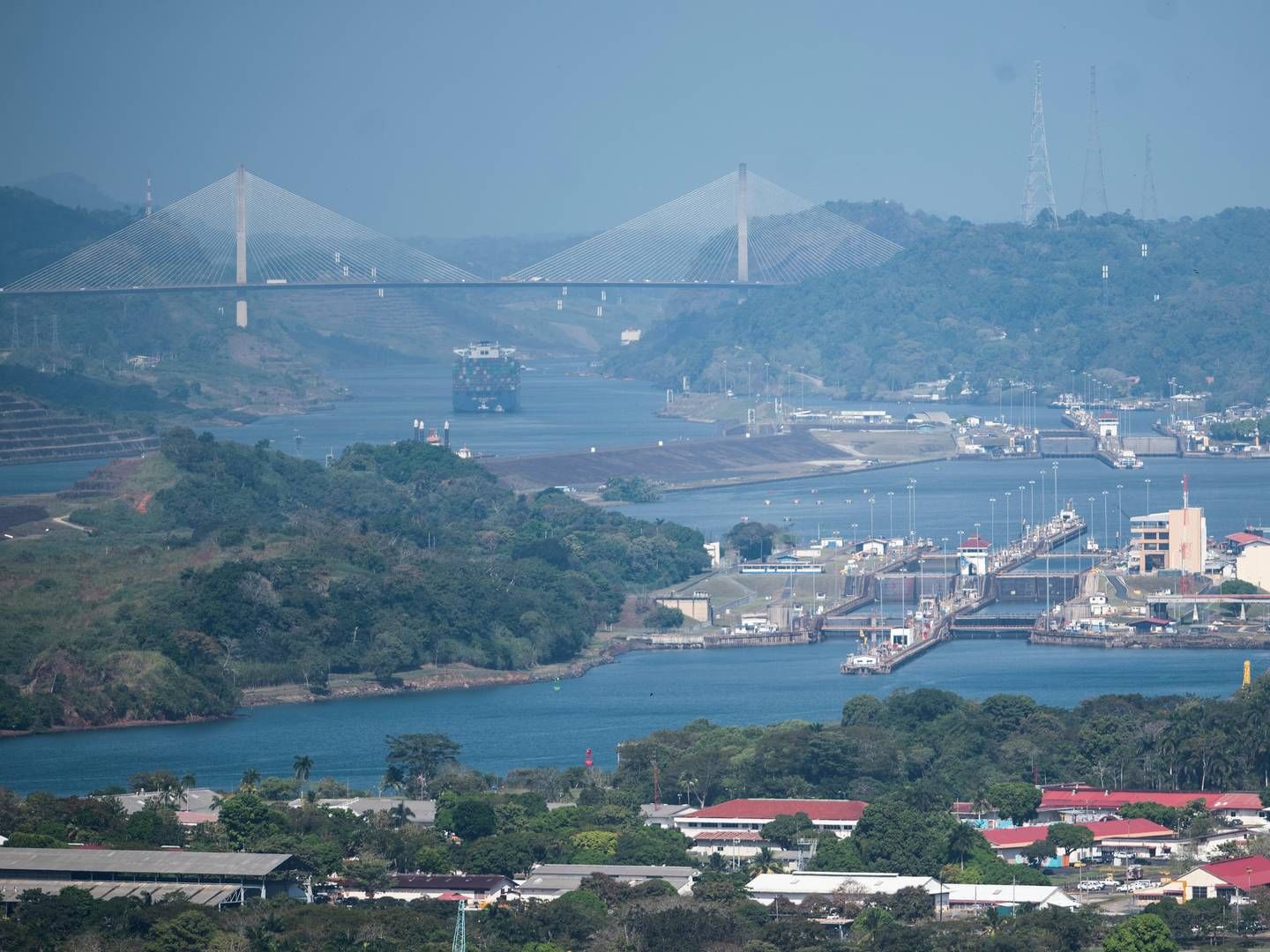Just 24 ships a day are currently allowed to sail through the Panama Canal. | Photo: Agustin Herrera/AP/Ritzau Scanpix