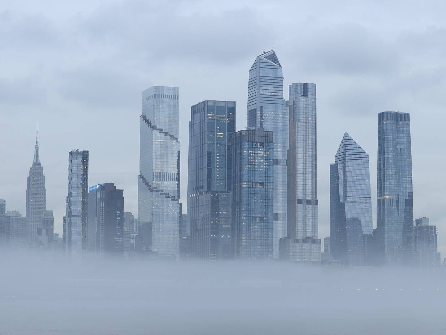 New York im morgendlichen Nebel | Foto: picture alliance / Anadolu | Lokman Vural Elibol