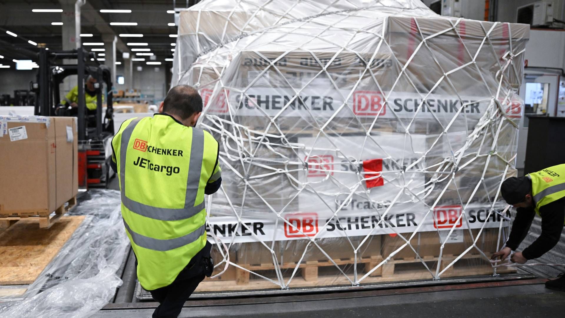 More companies than expected have expressed interest in buying DB Schenker. | Photo: Arne Dedert/AP/Ritzau Scanpix