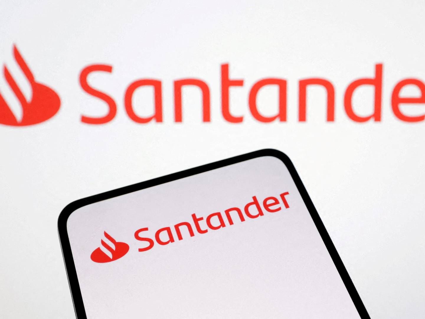 Santander betaler udbytte og køber aktier tilbage for godt 5,5 mia. euro. | Foto: Dado Ruvic/Reuters/Ritzau Scanpix