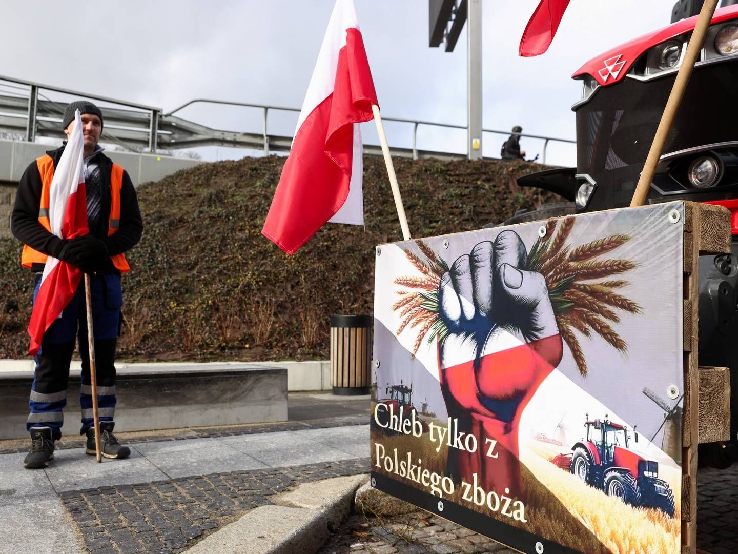 Polske landmænd har protesteret længe mod importen af ukrainsk korn. | Foto: Lukasz Glowala/Reuters/Ritzau Scanpix