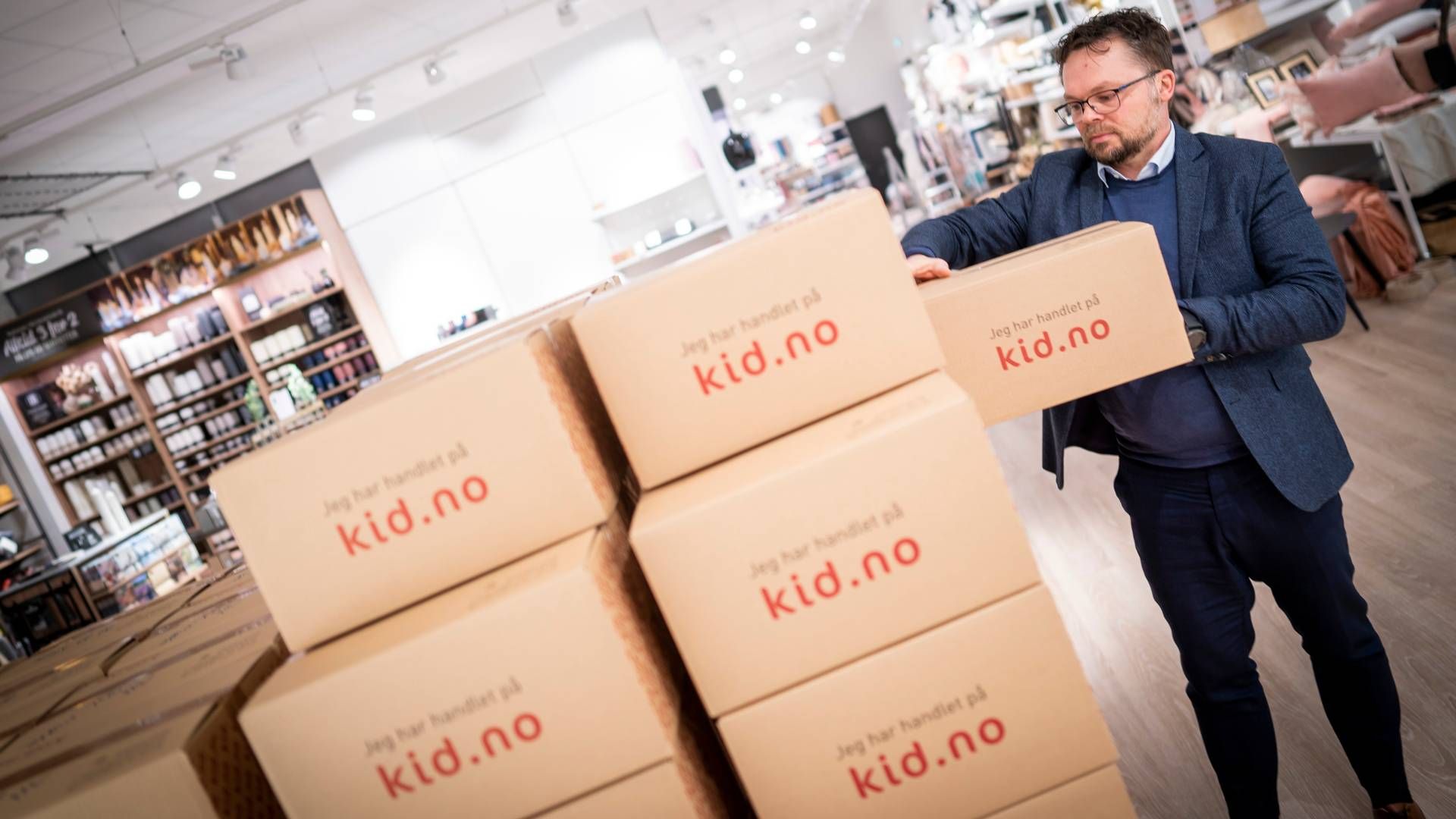 FLYTTER: Kid, med sjef Anders Fjeld i spissen, flytter hovedlageret fra Norge til Sverige. | Foto: Heiko Junge/NTB
