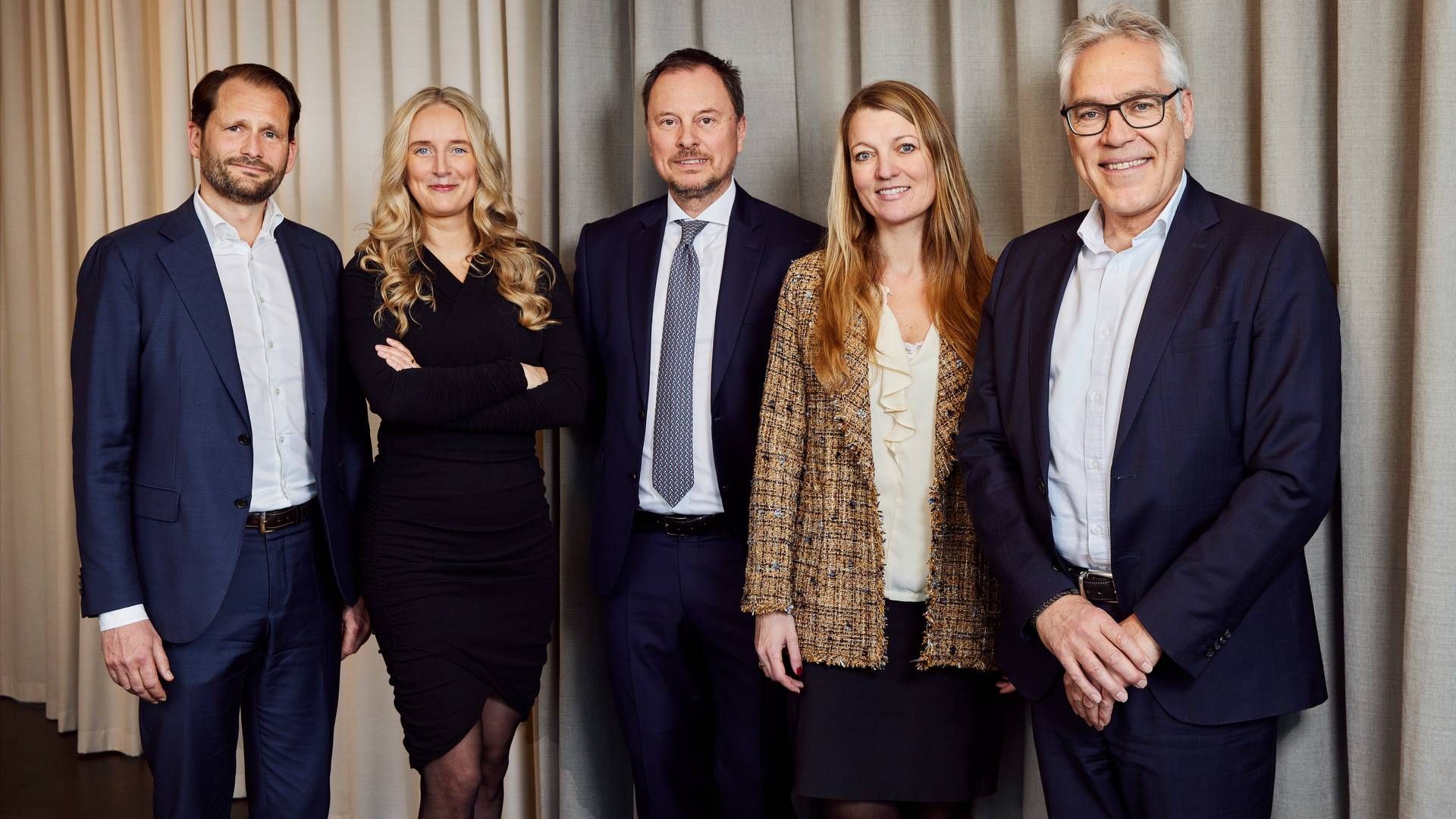 Lundgrens' transaktions- og asset management-team vil fremadrettet være anført af følgende partnere fra venstre: Tobias Vieth, Ninna Thalund Daugaard, Thomas Ulrik, Ann Frølund Winther og Niels Gram-Hanssen. | Foto: Lundgrens / PR