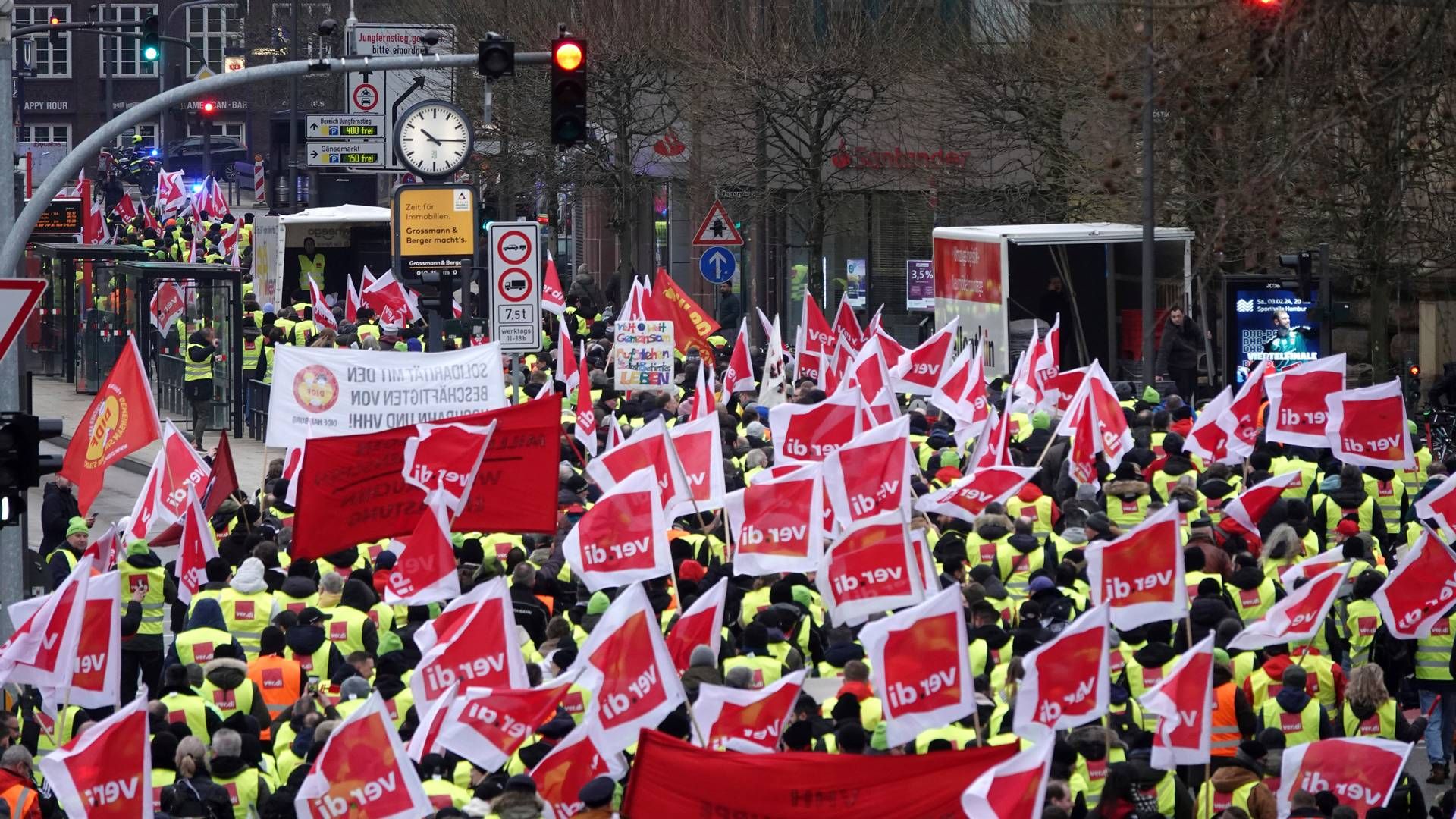 Protester og arbejdsnedlæggelser er blevet hverdag i Tyskland, hvor blandt andre transportarbejderne strejker i et forsøg på at opnå en bedre overenskomst. | Foto: Rabea Gruber/AP/Ritzau Scanpix