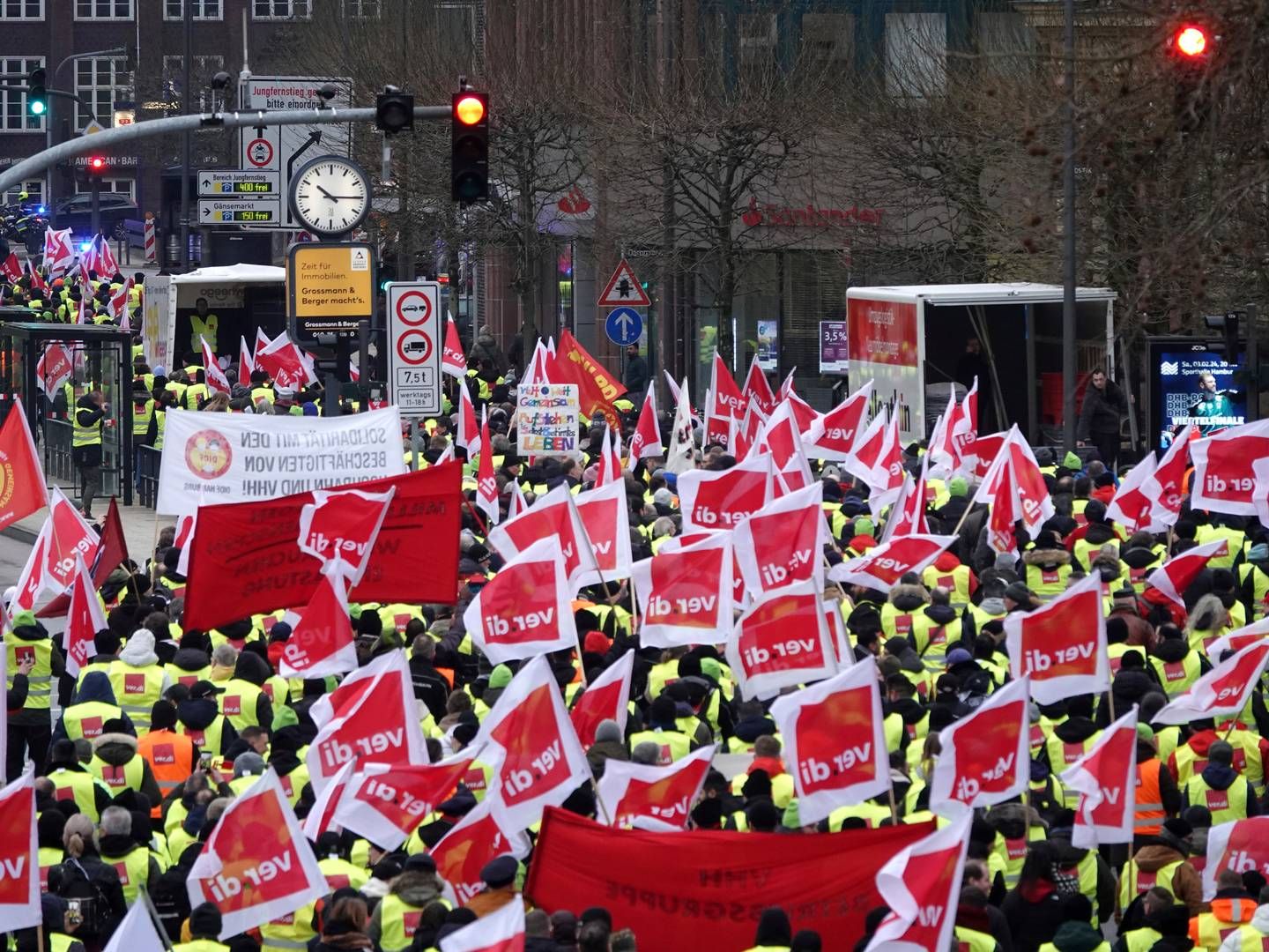 Protester og arbejdsnedlæggelser er blevet hverdag i Tyskland, hvor blandt andre transportarbejderne strejker i et forsøg på at opnå en bedre overenskomst. | Foto: Rabea Gruber/AP/Ritzau Scanpix