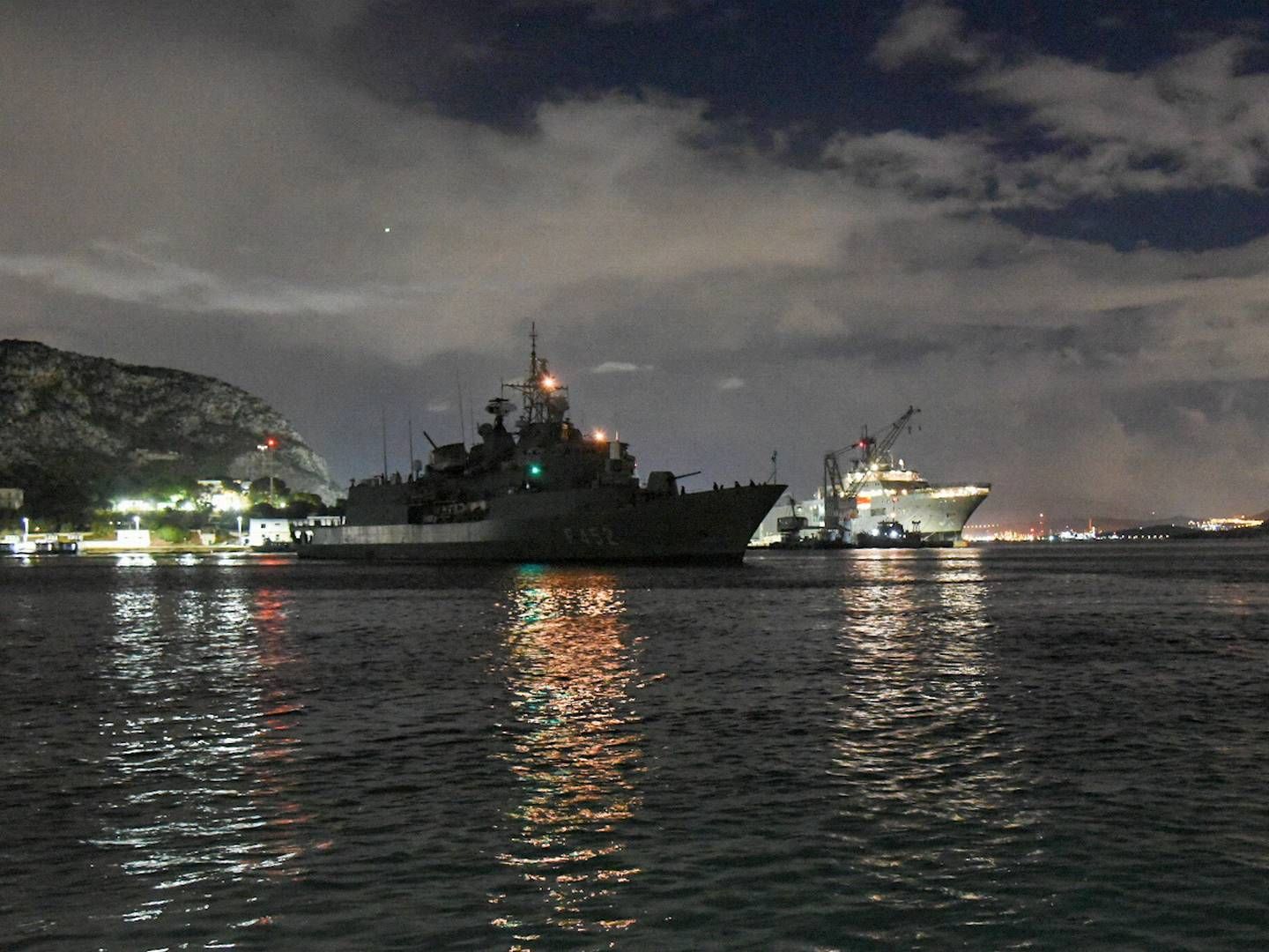 Fregatten Hydra kobler sig til EU’s flådemission Eunavfor Aspides, der opererer i Det Røde Hav.