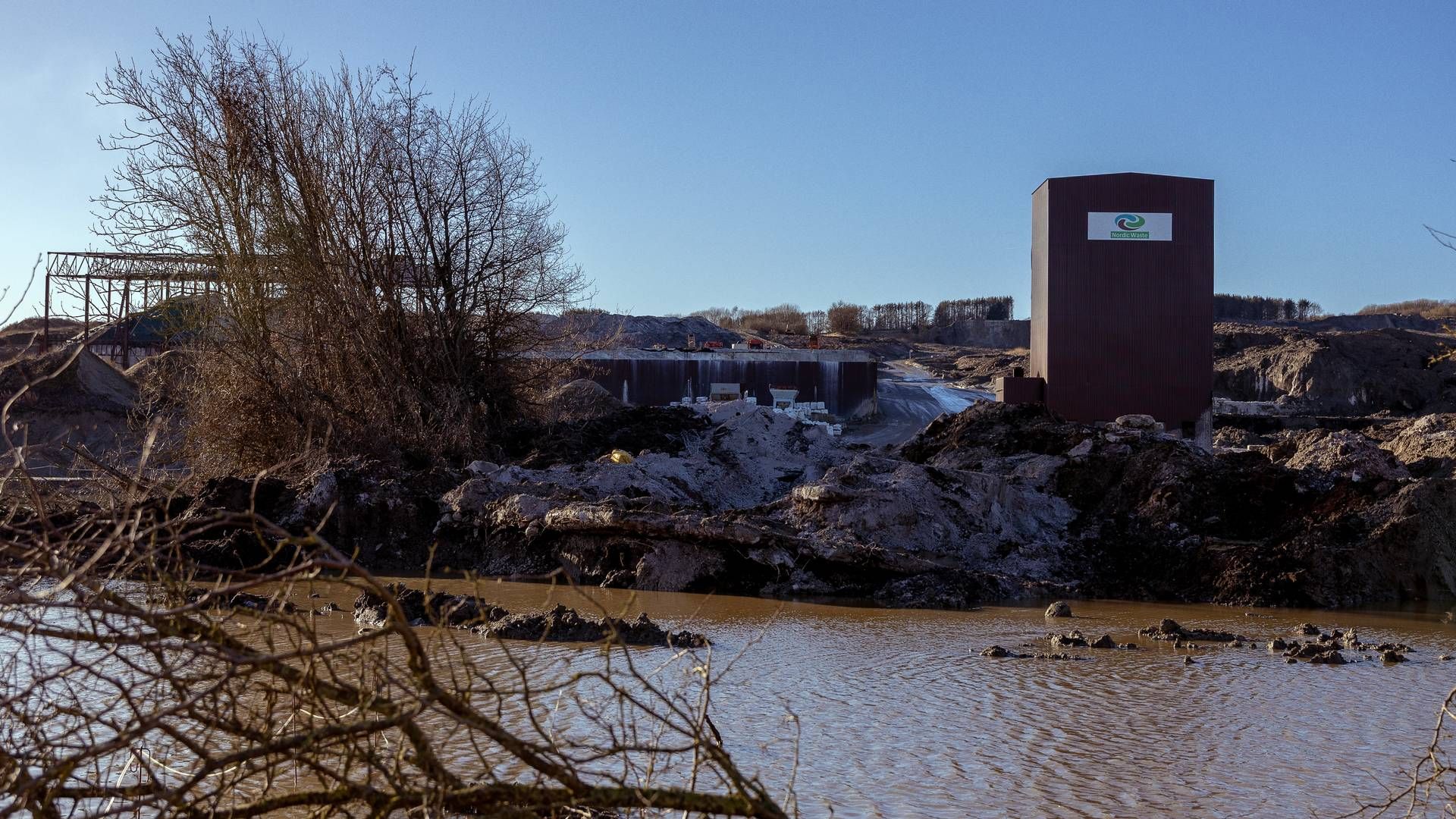 Nordic Waste blev taget under konkursbehandling 22. januar efter at have modtaget påbud fra Miljøstyrelsen om at fremskaffe 205 mio. kr. til at dække oprydningsarbejdet med det massive jordskred. | Foto: Benny Kjølhede