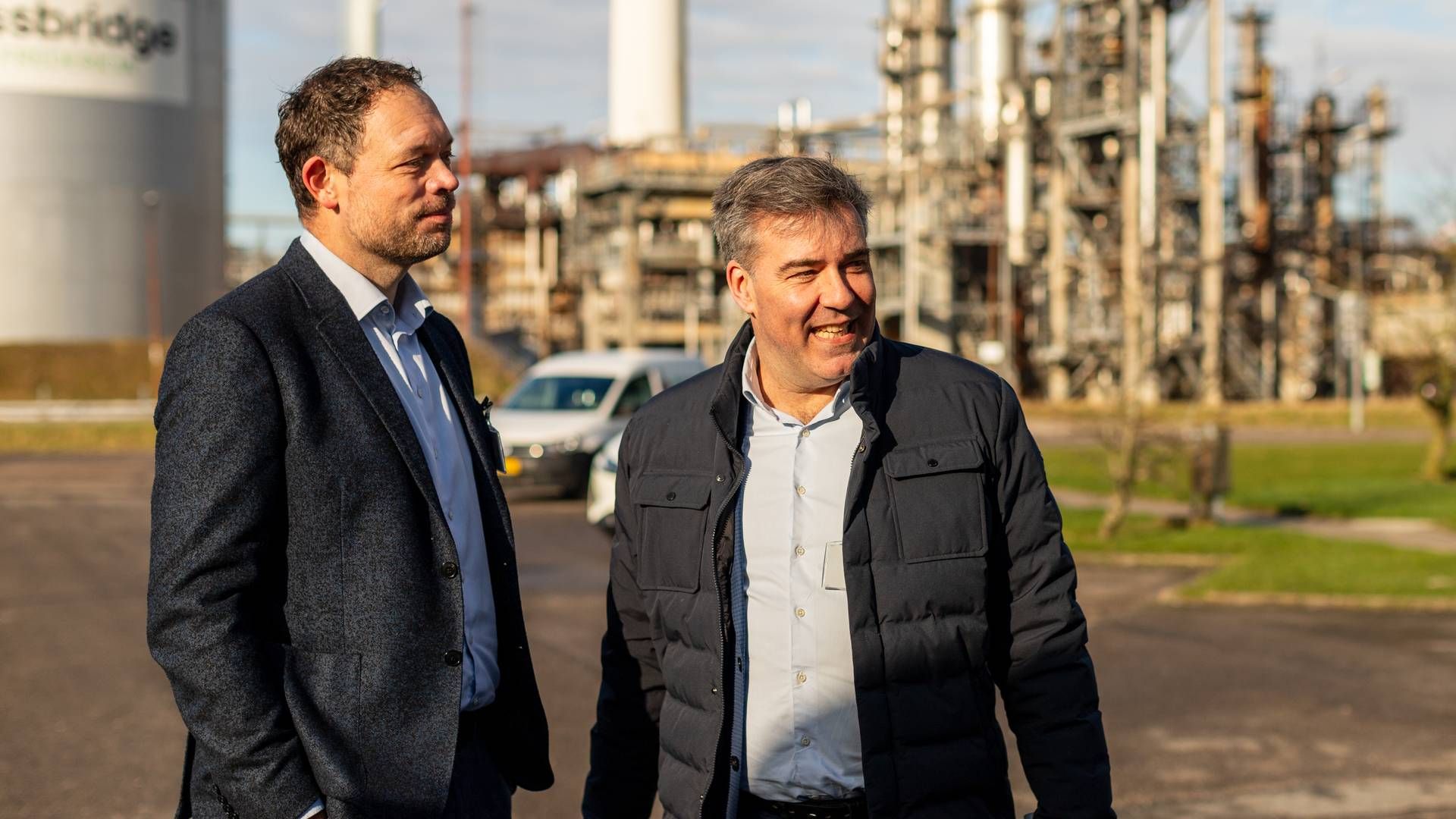Jacob Krogsgaard, adm direktør for Everfuel (tv) sammen med Klima og energiminister Lars Aagaard (M). | Foto: Ronni Høirup