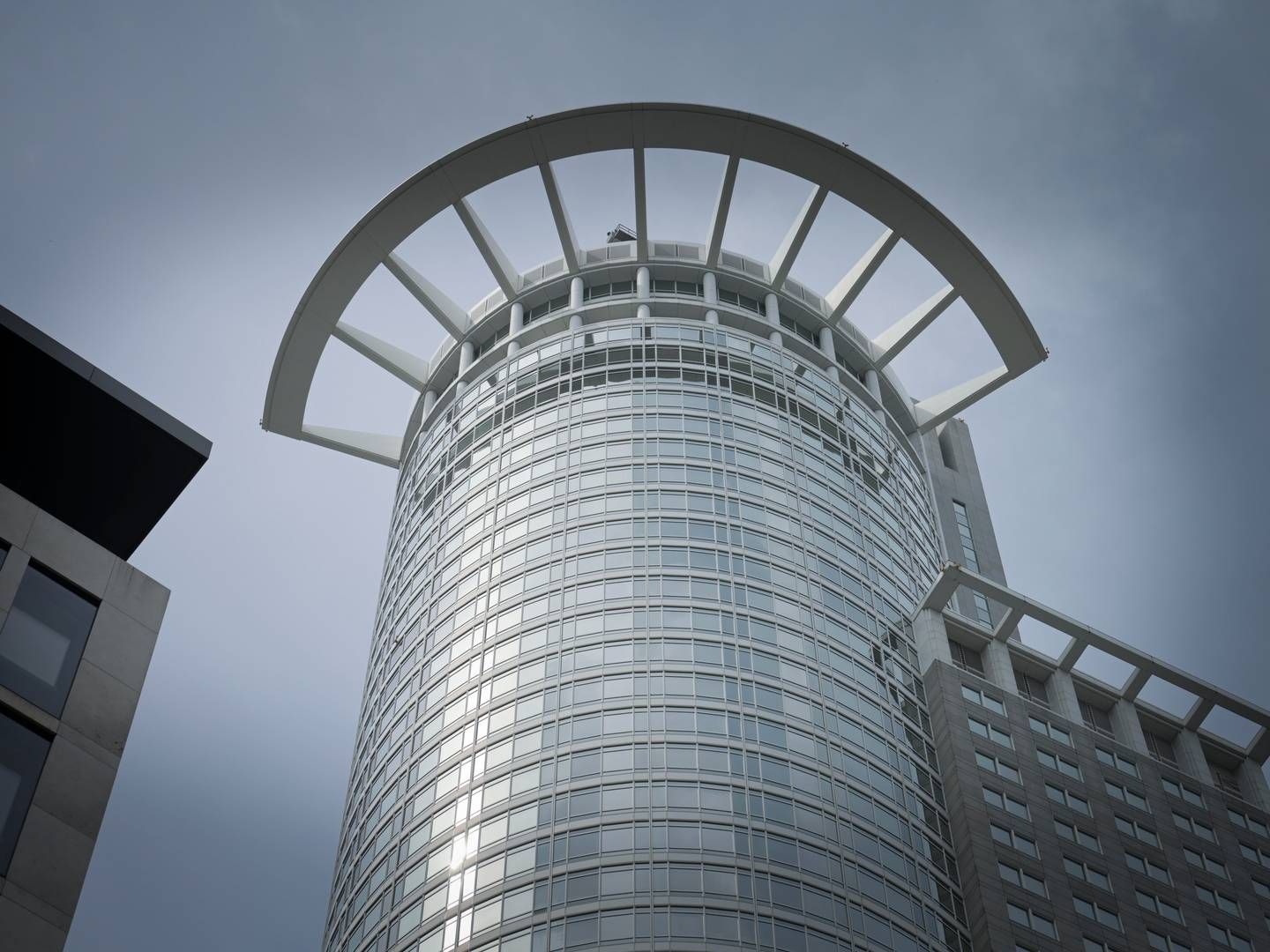Der Tower der DZ Bank in Frankfurt | Foto: picture alliance / Schoening | Schoening