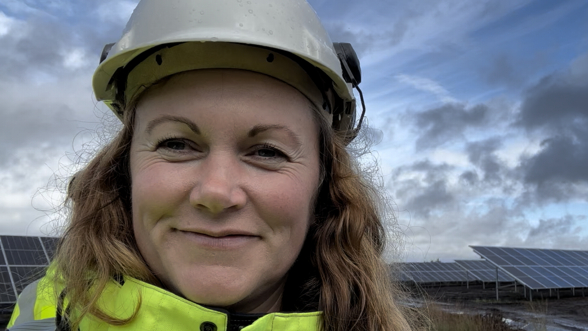 Solveig Ulseth, avdelingsleder prosjektutvikling for vind og sol i Aneo er veldig godt fornøyde med at NVE valgte å prioritere Skjøtningberget videre i prosessen med Krafløft for Finnmark. | Foto: Aneo