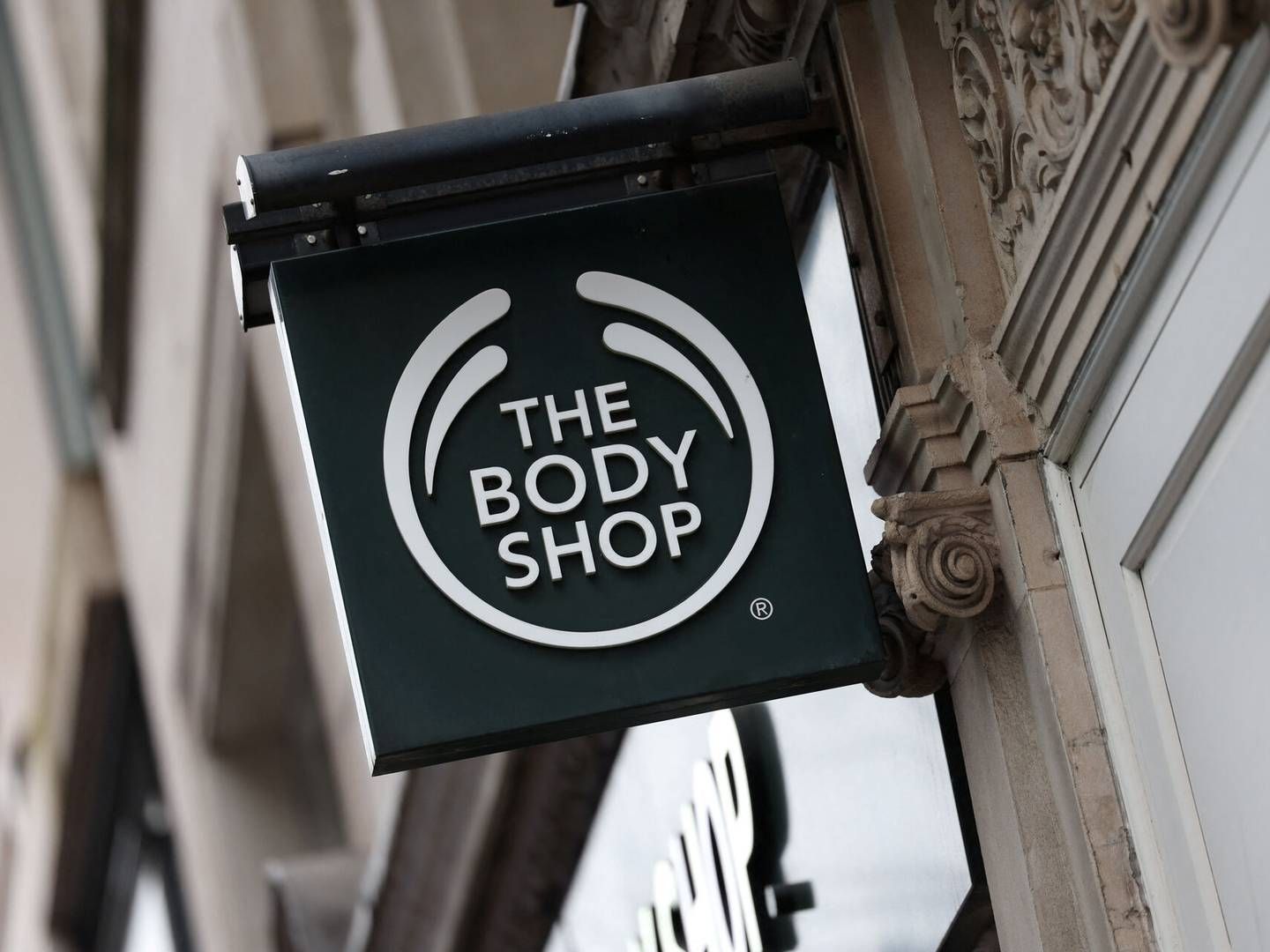 I hjemlandet Storbritannien har administratorerne nu besluttet at lukke 75 butikker i forsøget på at holde The Body Shop oven vande. | Foto: Isabel Infantes/Reuters/Ritzau Scanpix