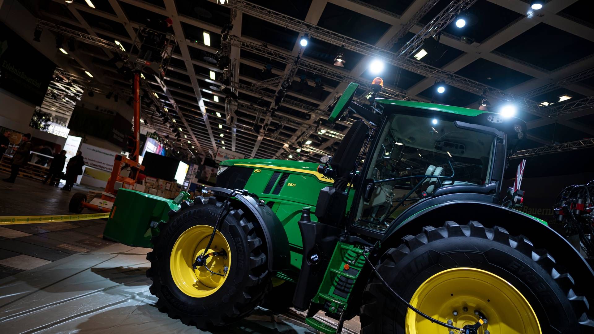 Semler sidder på salget af John Deere-traktorer. Markedsandelen er vokset. | Foto: Fabian Sommer/AP/Ritzau Scanpix